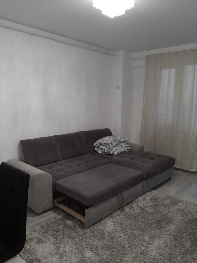 Luxury Daniel Apartament Residence Militari Roşu Buitenkant foto