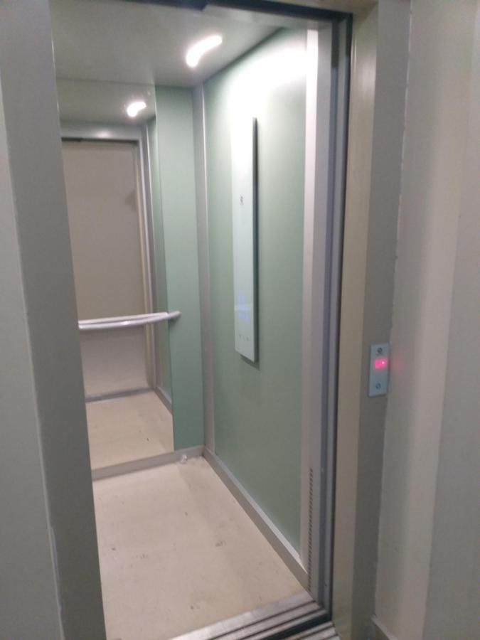 Luxury Daniel Apartament Residence Militari Roşu Buitenkant foto